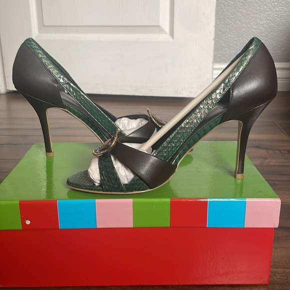 Charles david green and brown open toe pumps with jewel accent piece. - Picture 6 of 10